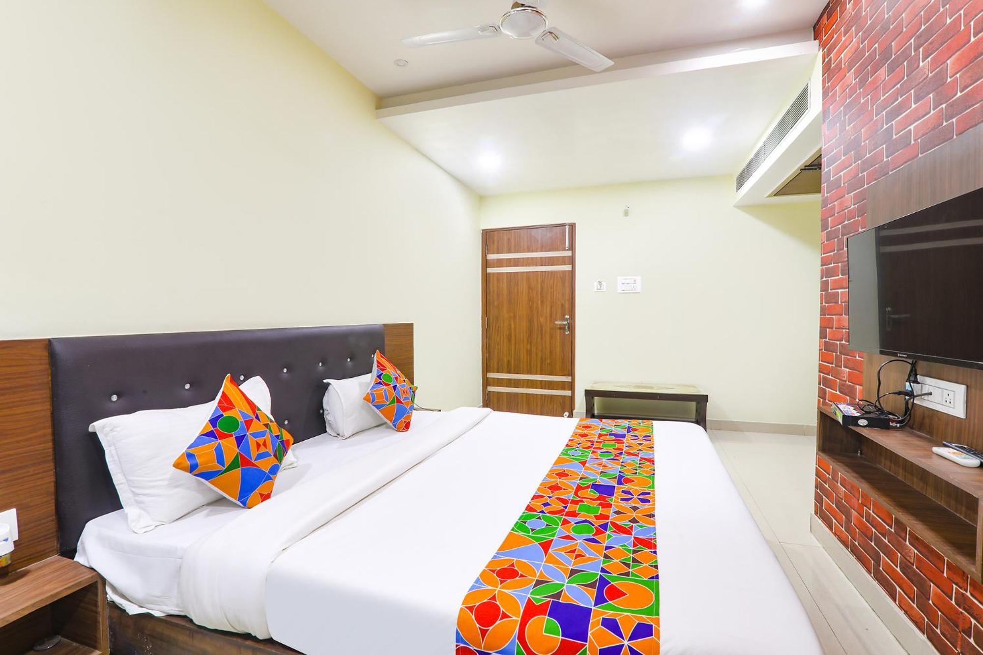 Fabhotel The Kumar Inn Danapur ภายนอก รูปภาพ